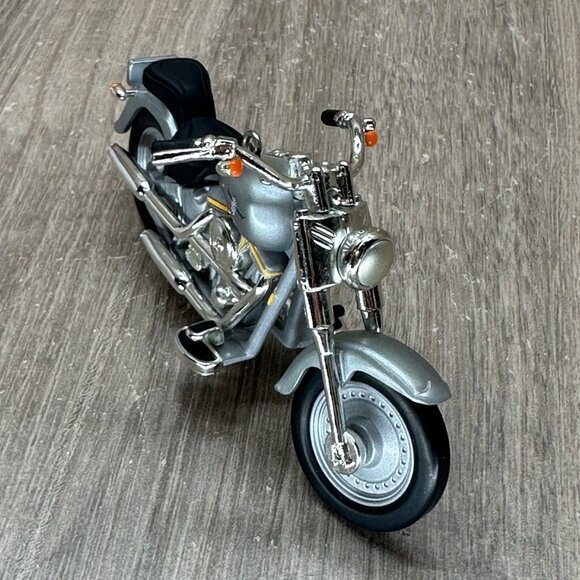 2000 Hallmark Keepsake Ornament Harley-Davidson Fat Boy Motorcycle Milestones - Picture 6 of 11